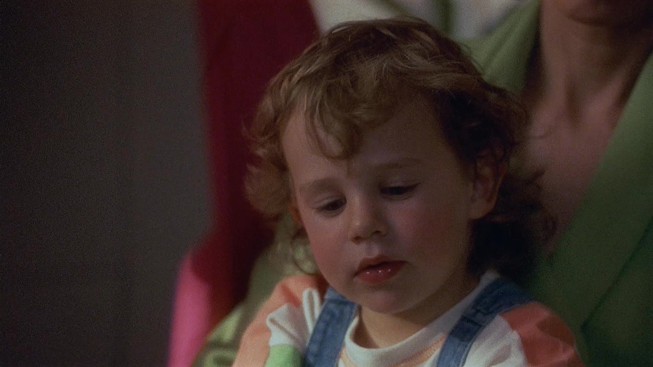 飞越童真2.Look.Who's.Talking.Too.1990.2Audio.CN.mkv_20250710_123308.733.jpg