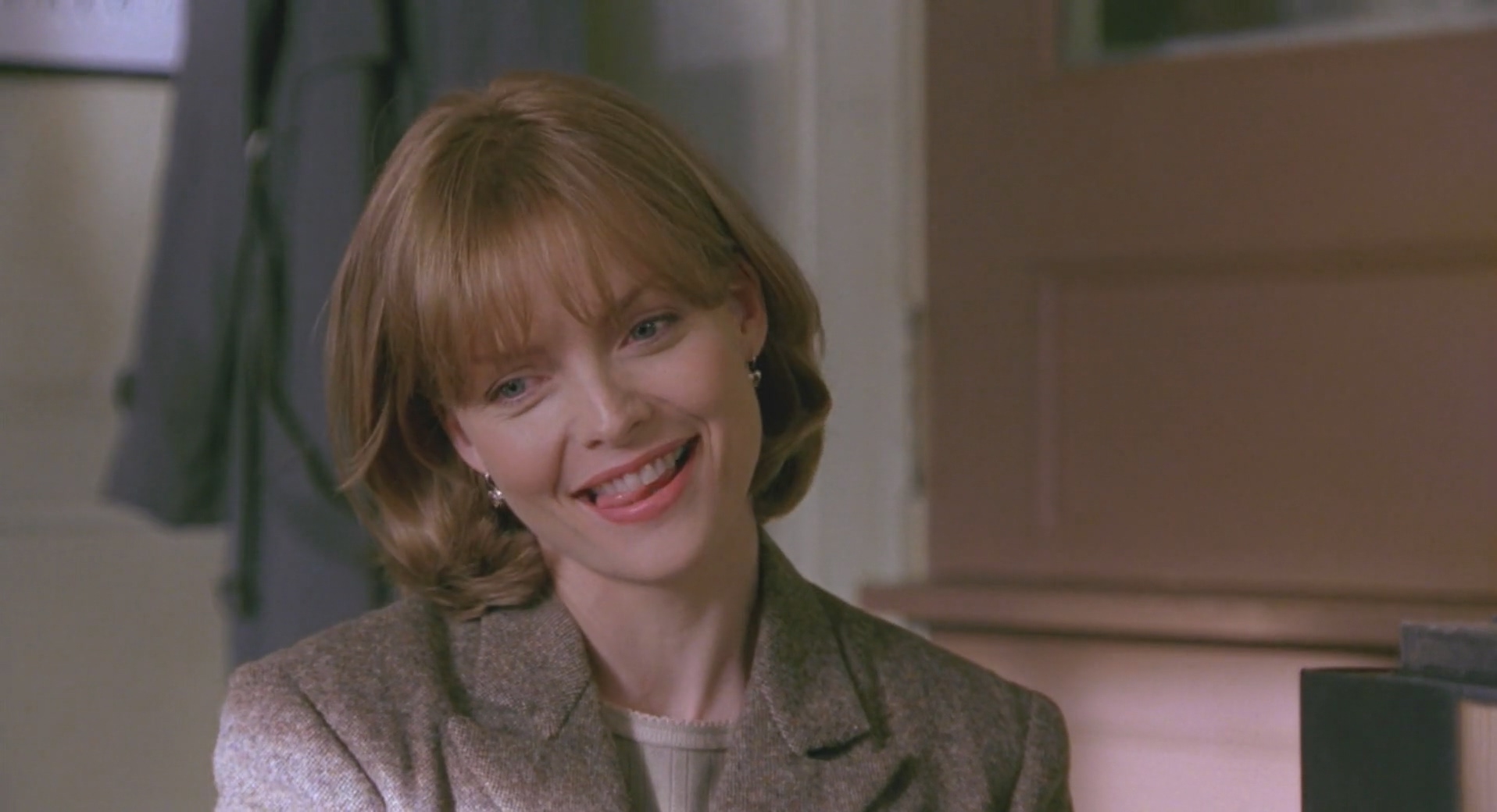Dangerous.Minds.1995.1080p.BluRay.x264.AAC-bylh.mkv_20250717_001605.320.jpg