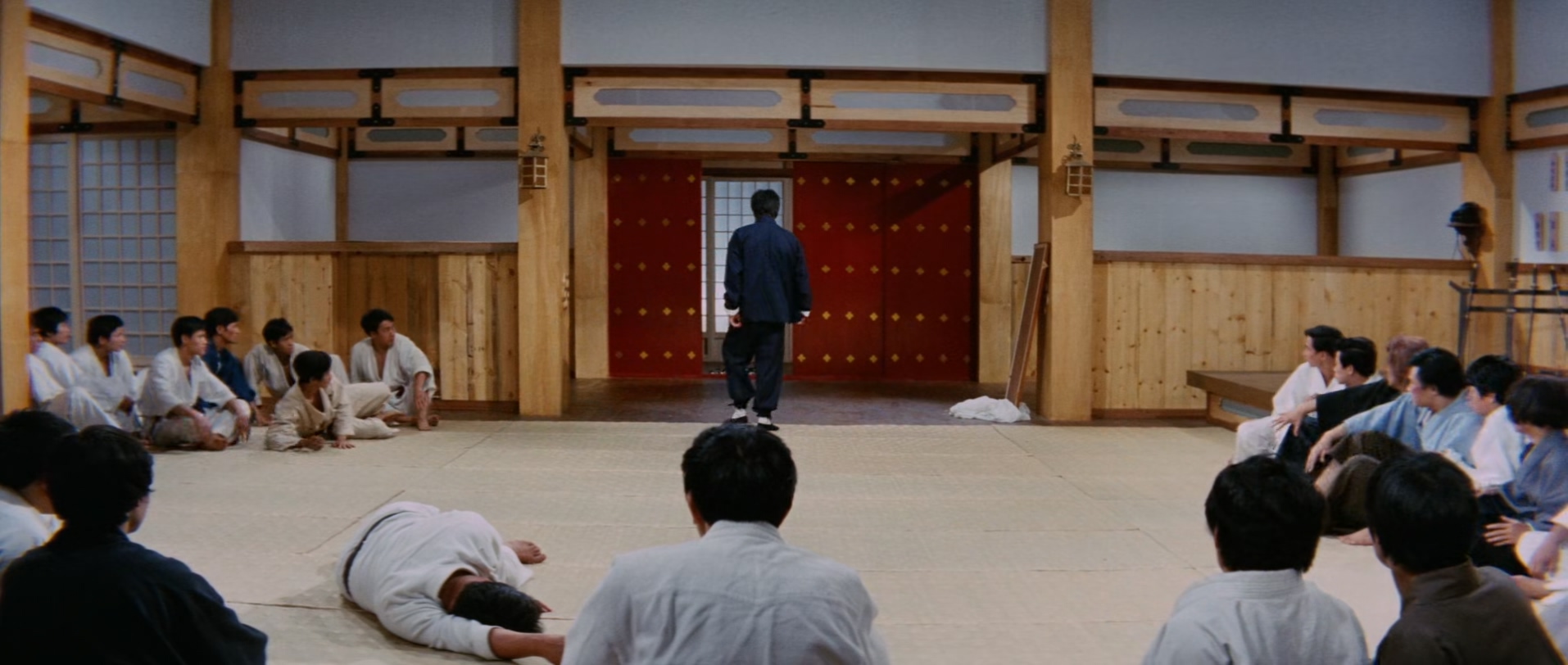 精武门Fist.of.Fury.1972.CRITERION.CHINESE.1080p.BluRay.x265-VXT.mkv_20250722_102.jpg
