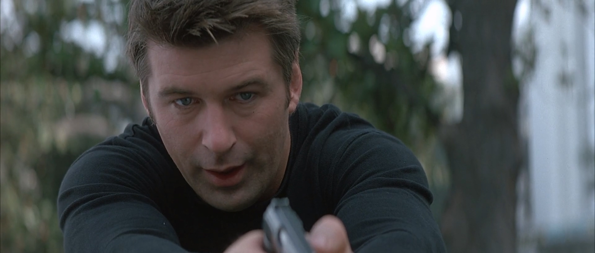 危险机密.The.Juror.1996.1080p.BluRay.x264.AAC-bylh.mkv_20250721_101233.844.jpg