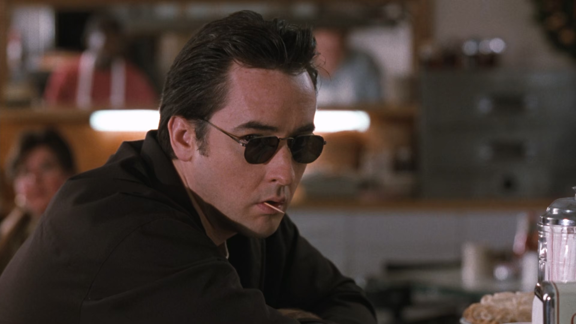 午夜善恶花园.Midnight.in.the.Garden.of.Good.and.Evil.1997.1080p.BluRay.x265-RARB.jpg
