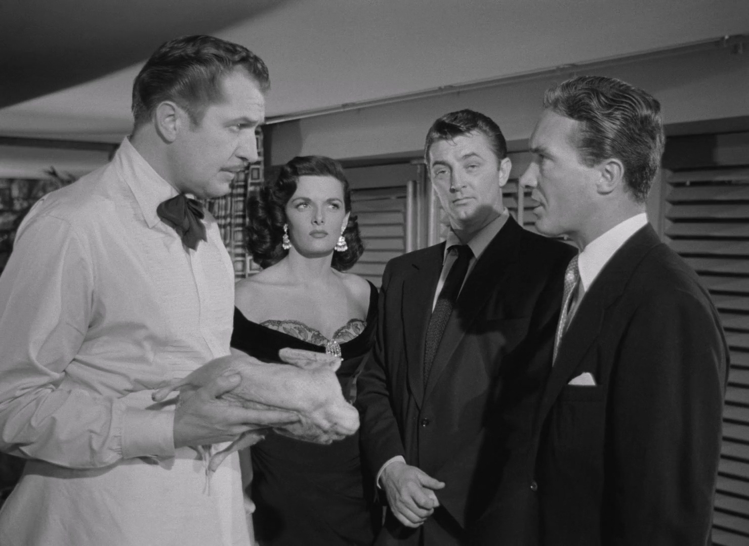 His.Kind.Of.Woman.1951.1080p.BluRay.x264.AAC-bylh.mkv_20250722_114500.617.jpg
