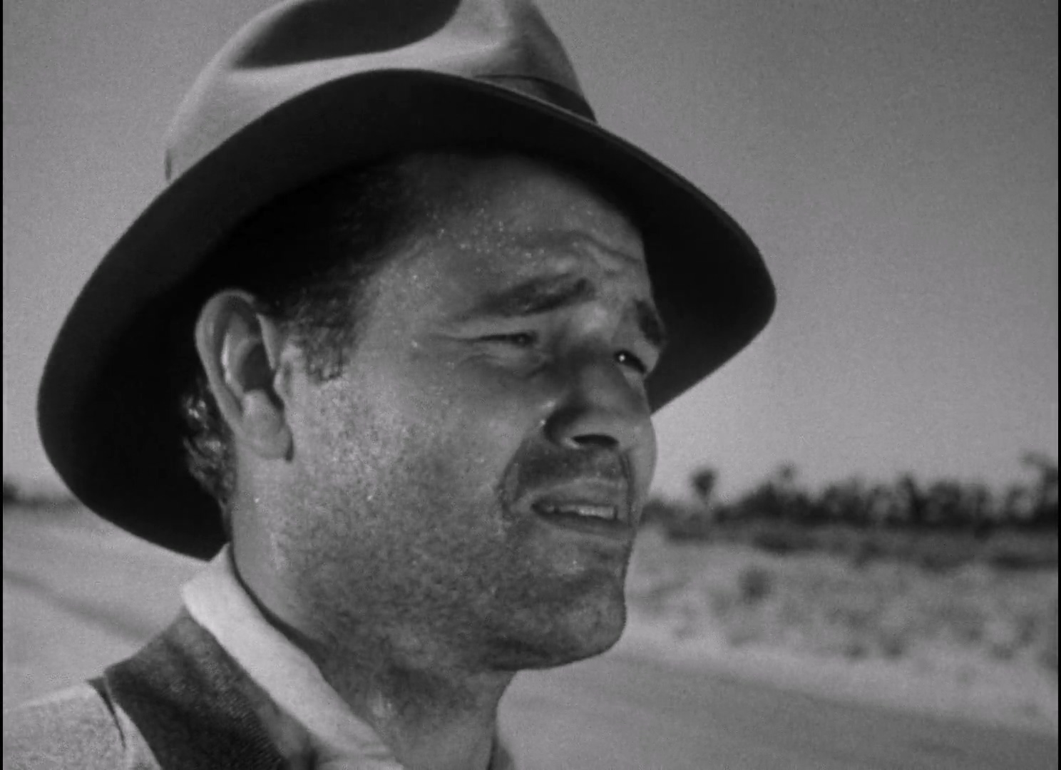 Detour.1945.1080p.BluRay.H264.AAC-RARBG-bylh.mkv_20250721_104352.509.jpg