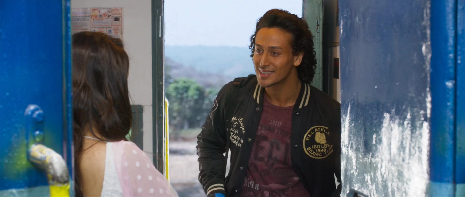 为爱叛逆1.Baaghi.2016.CN.mkv_20250729_103454.499.jpg