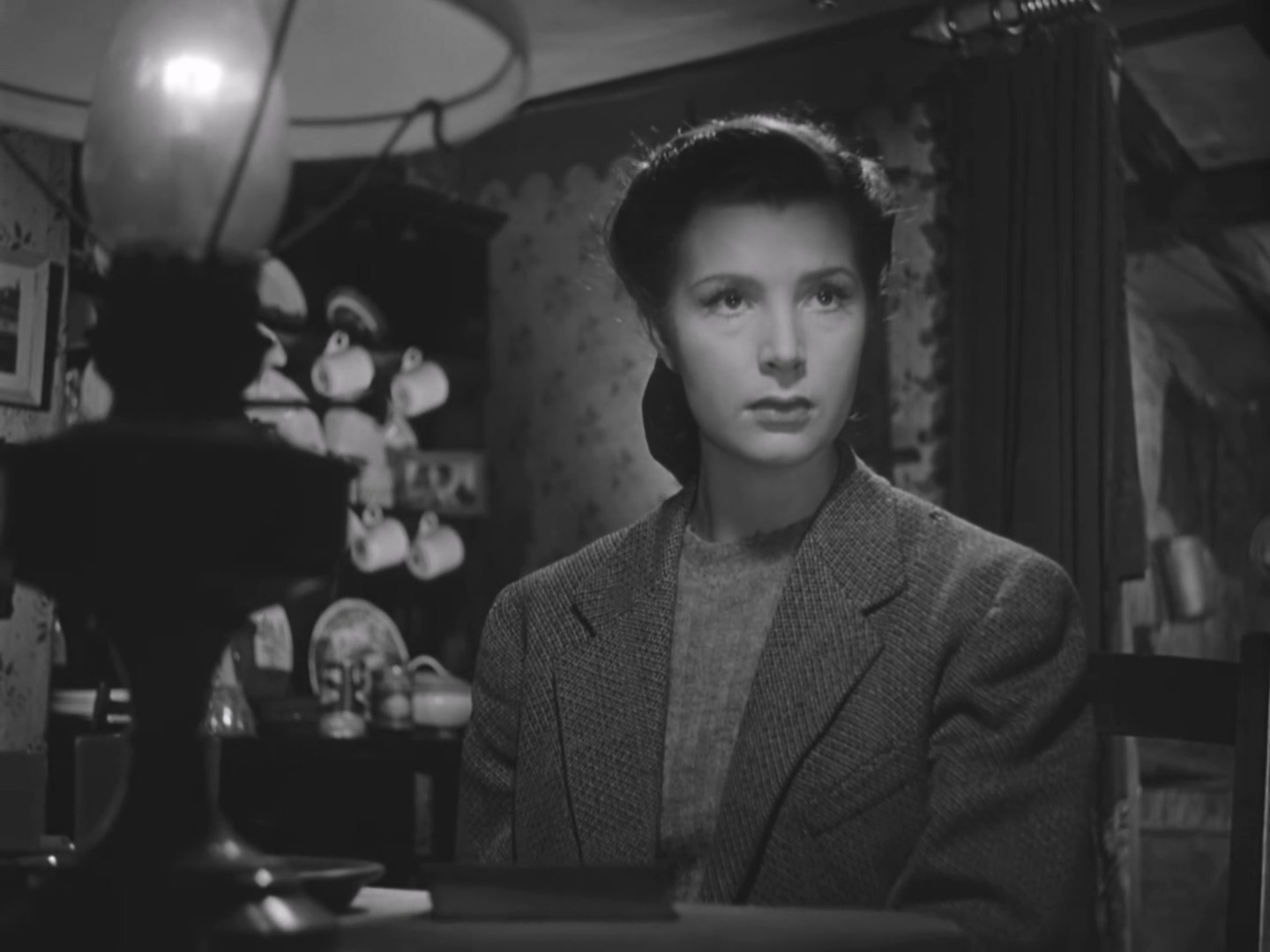 Odd.Man.Out.1947.CC.Bluray.1080p.x264-bylh.mkv_20250729_101853.292.jpg