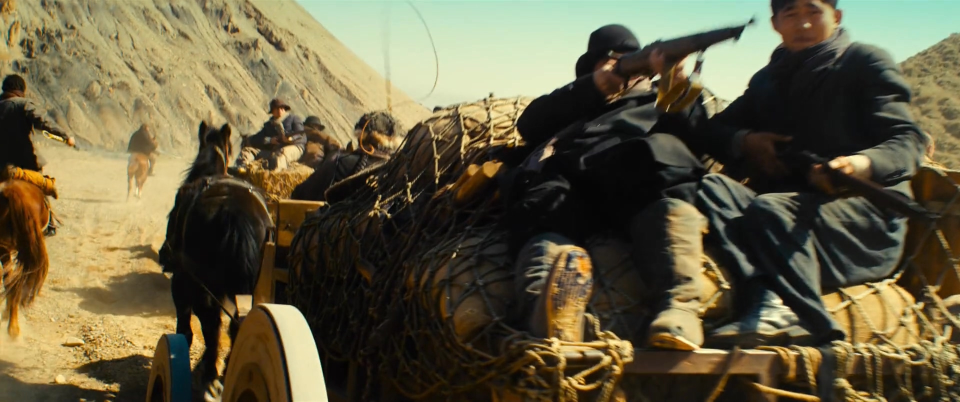 光辉岁月.7.Assassins.2013.2Audio.CN.mkv_20250729_110233.476.jpg