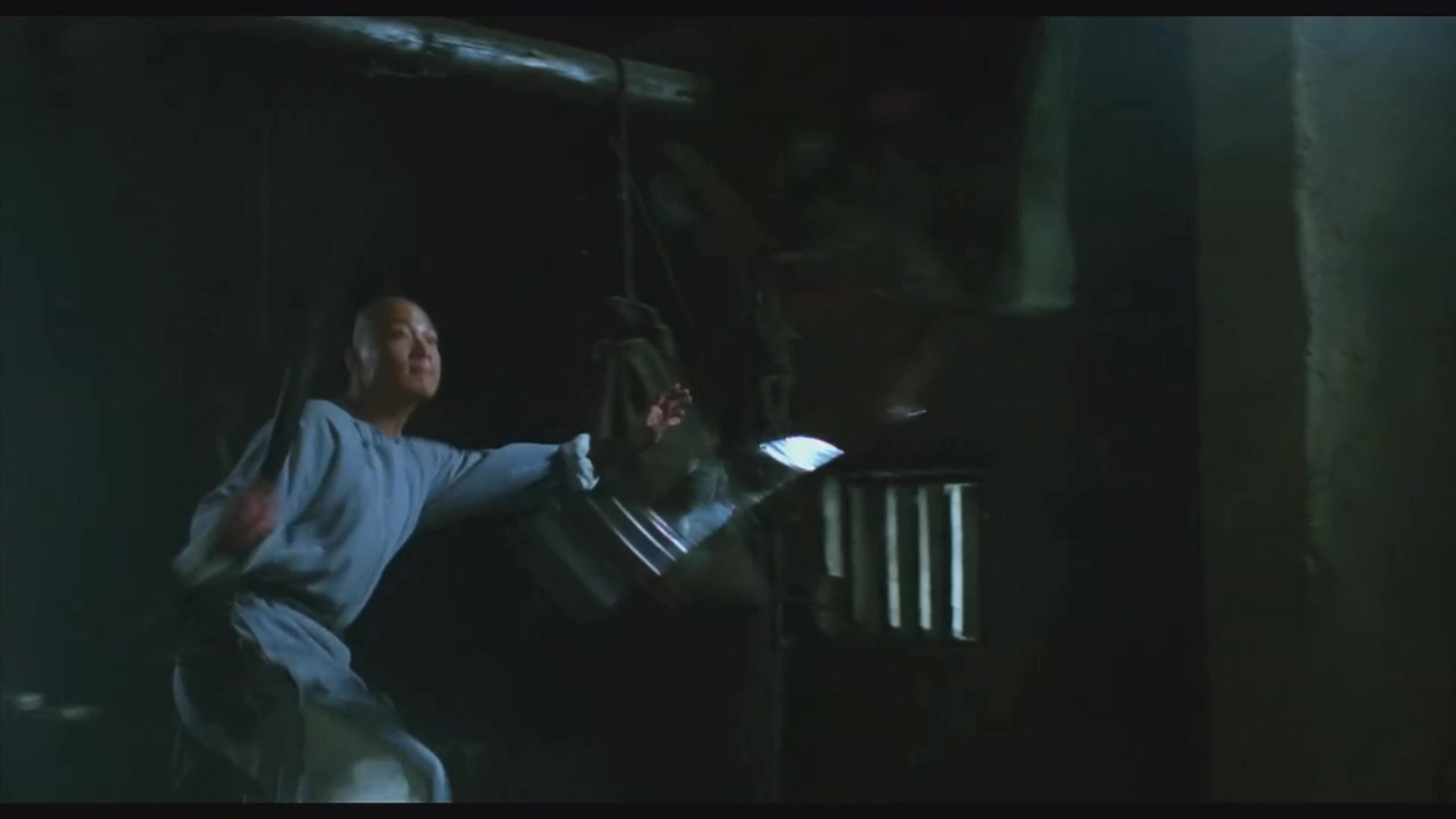 黄飞鸿系列之一代宗师.1992.CN.mkv_20250729_113107.426.jpg