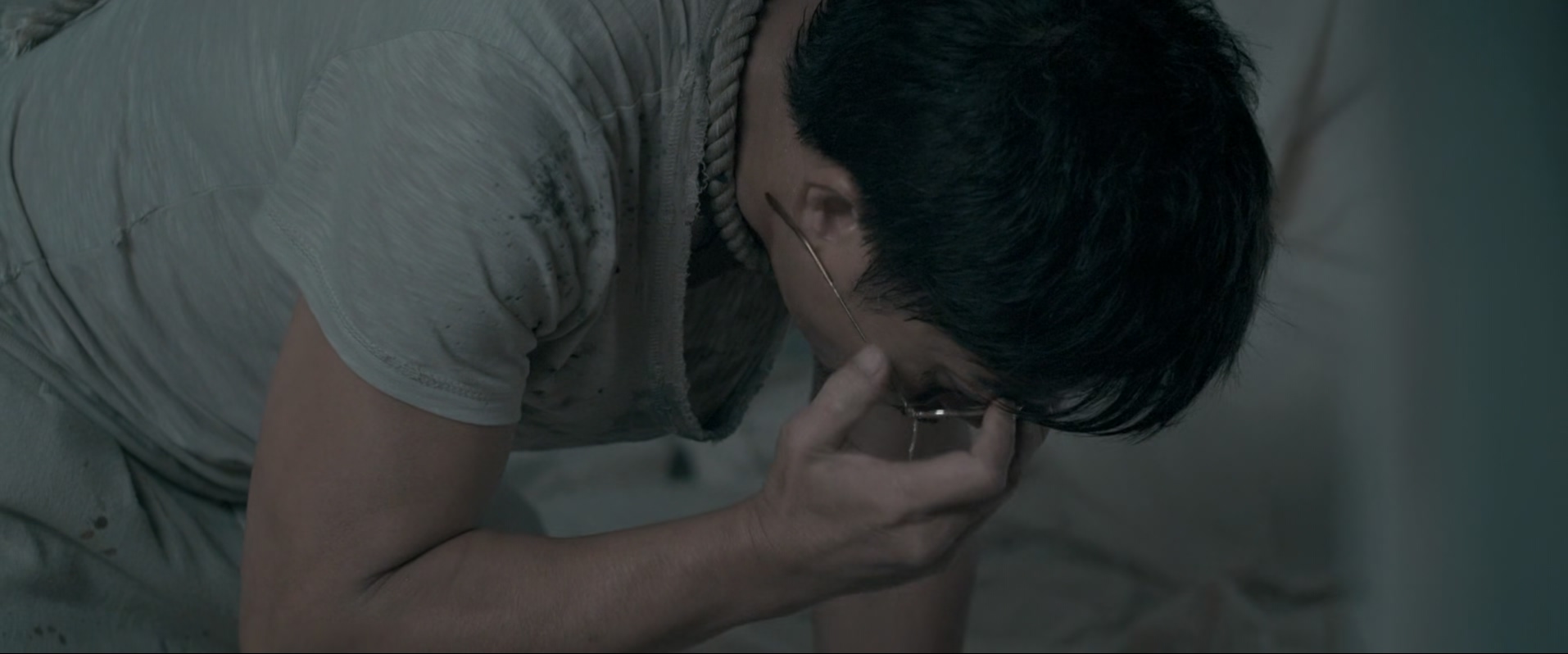 僵尸.Rigor.Mortis.2013.CHINESE.1080p.BluRay.x265.2audio-VXT.mkv_20250731_105058.171.jpg