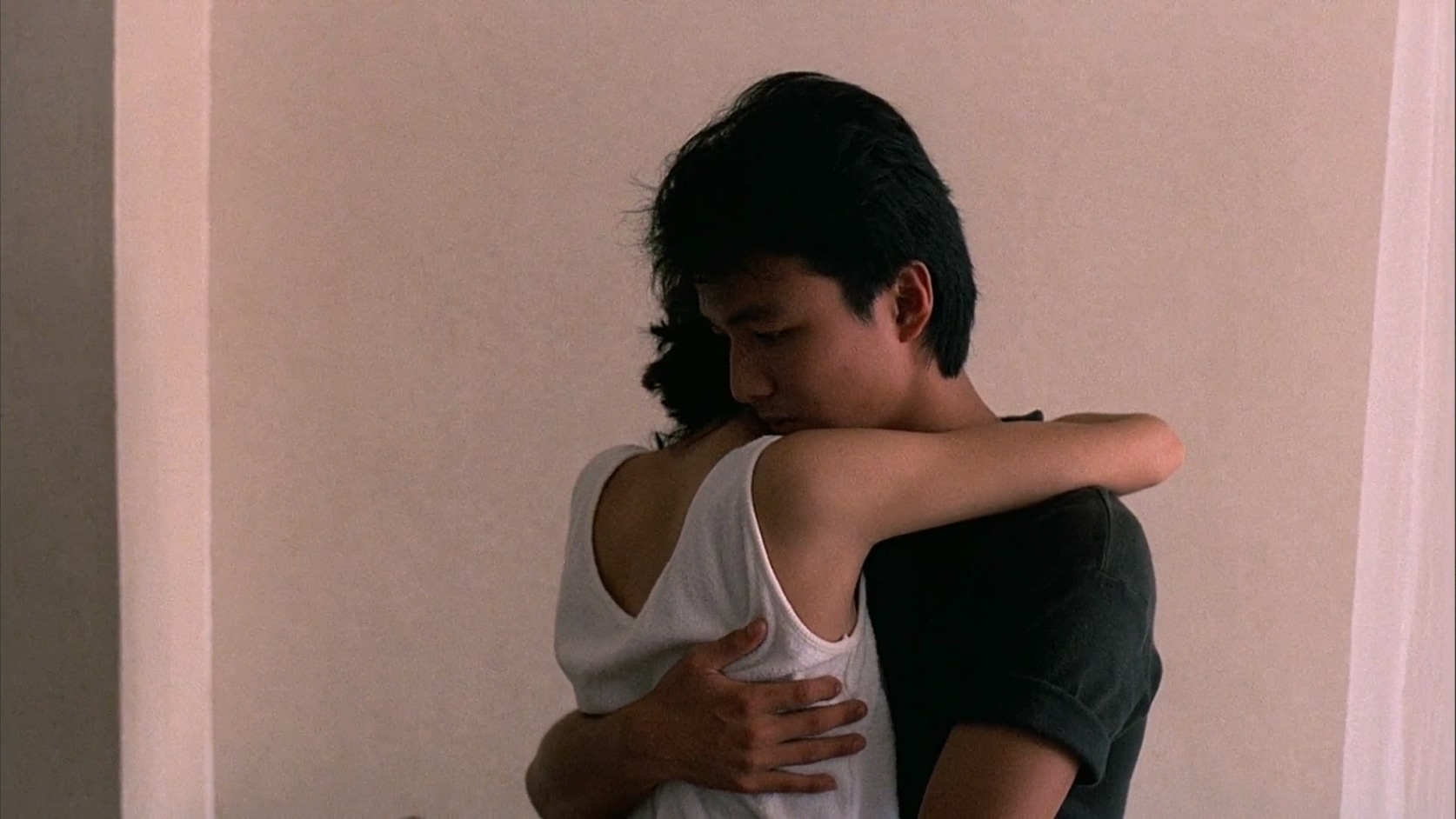恐怖分子The.Terrorizers.1986.CHINESE.1080p.BluRay.H264.AAC-VXT.mkv_20250804_100444.427.jpg