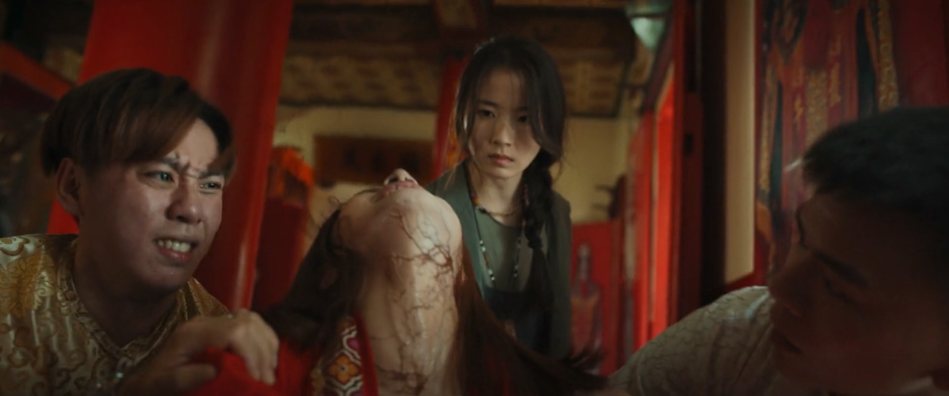 粽邪3：鬼门开.The.Rope.Curse.3.2023.1080p.WEBRip.x264.AAC5.1.mkv_20250809_102851.102.jpg