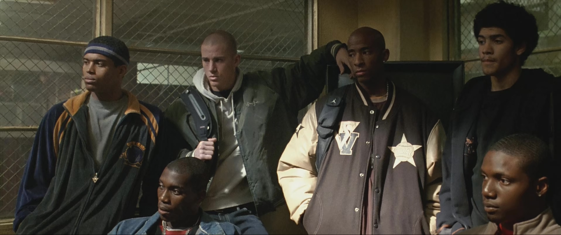 卡特教练.Coach.Carter.2005.2Audio.CN.mkv_20250812_114429.593.jpg