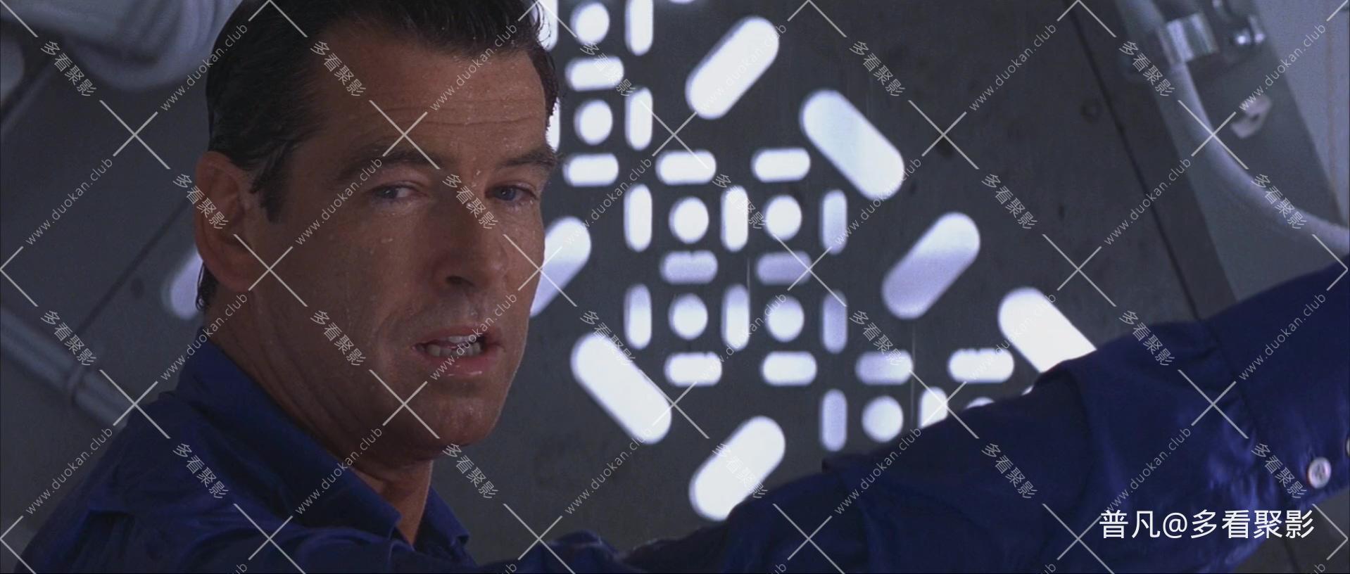 007系列第19部：黑日危机.The.World.Is.Not.Enough.1999.3Audio.CN.mkv_20250818_151921.343.jpg