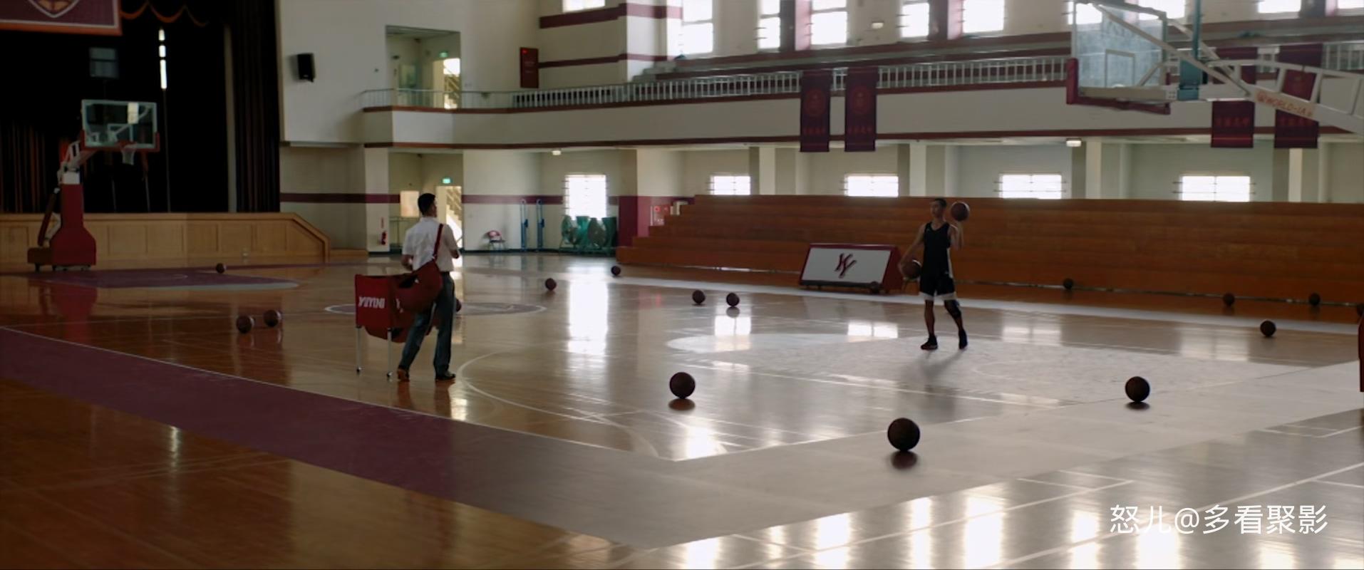 下半场.We.Are.Champions.2019.CHINESE.1080p.WEBRip.x265-VXT.mkv_20250901_102141.938.jpg