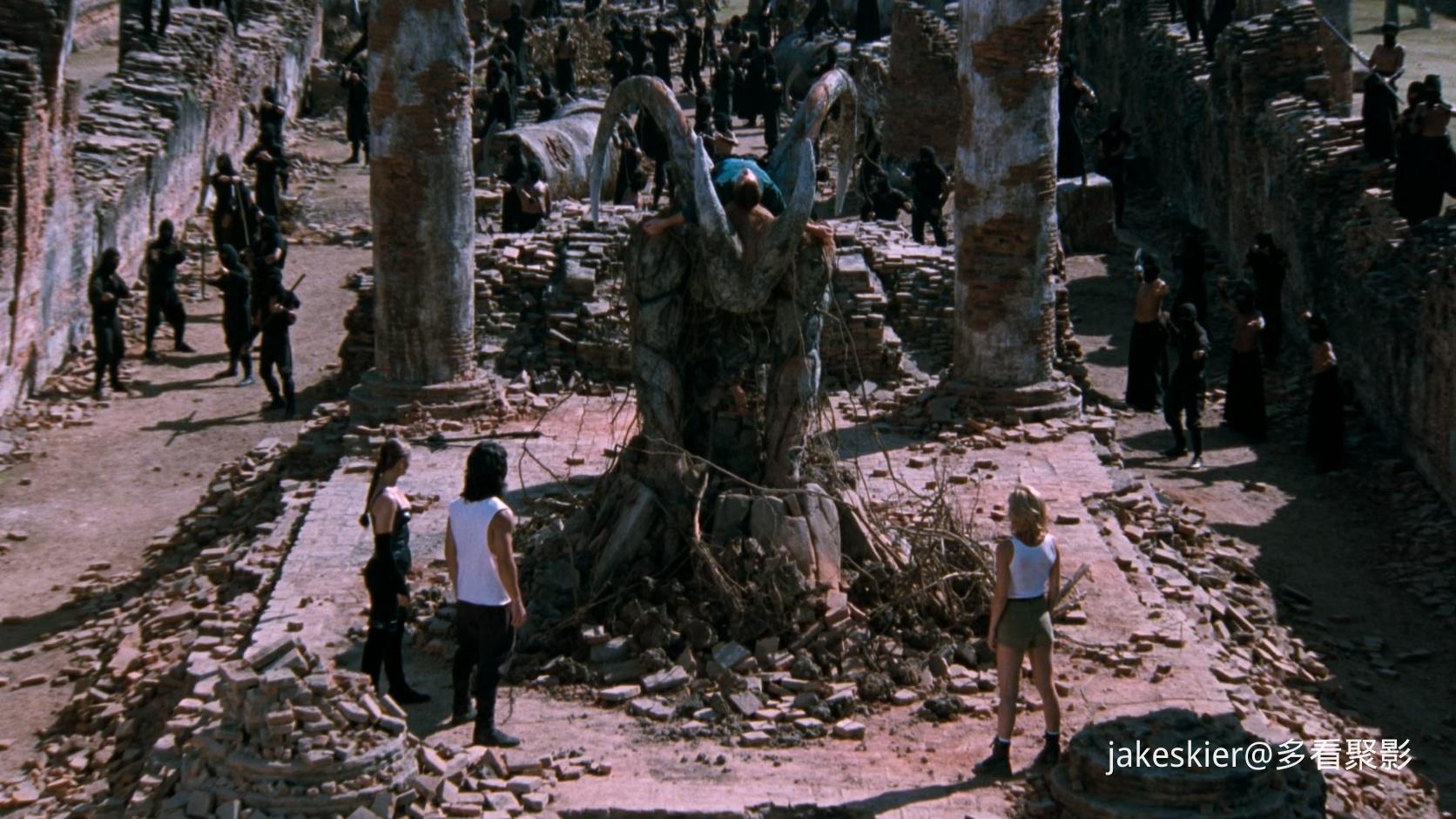 1997.魔宫帝国2(满屏版95分钟).1080P.上译英对应中字.mkv_20251002_233918.649.jpg