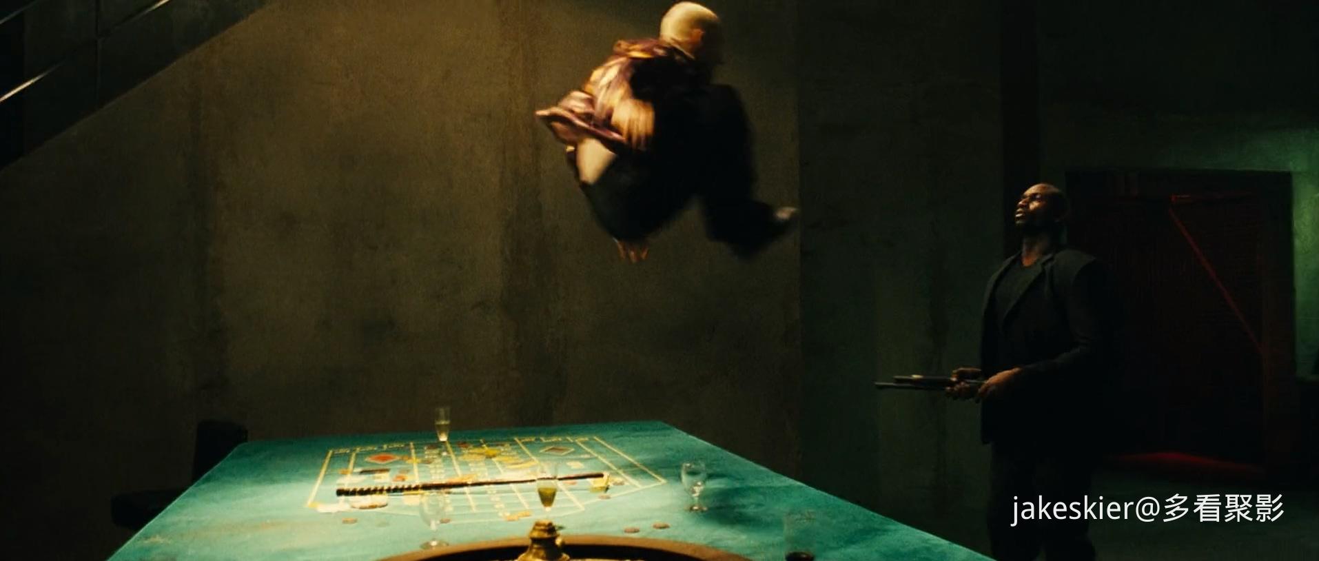 2004.暴力街区(85分钟).1080P.京译流媒体英法中字.mkv_20251102_223641.845.jpg