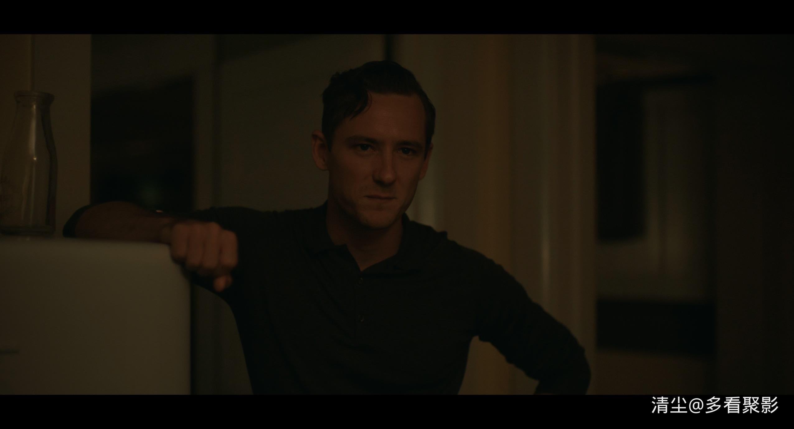 Lessons.in.Chemistry.S01E01.Little.Miss.Hastings.2160p.ATVP.WEB-DL.DDP5.1.Atmos..jpg