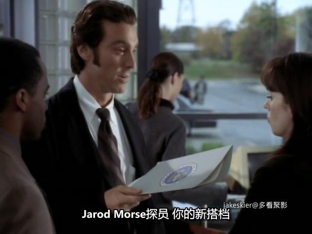 2001.伪装者电影版(91分钟).480P.英语中字.mkv_20251212_184820.040.jpg
