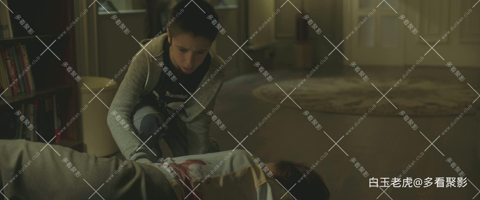 海市蜃楼.Durante.la.tormenta.aka.Mirage.2018.BluRay.1080p.x265.10bit.TrueHD.5.1..jpg