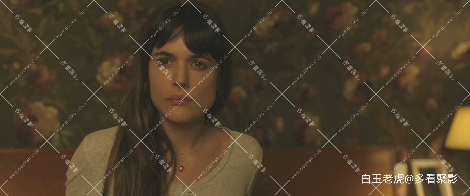 海市蜃楼.Durante.la.tormenta.aka.Mirage.2018.BluRay.1080p.x265.10bit.TrueHD.5.1..jpg