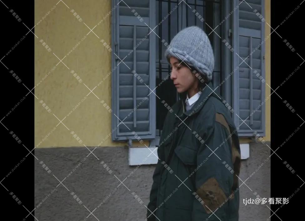 雾中风景（中字）-01_51_48-2026_03_10_11_01_41.webp