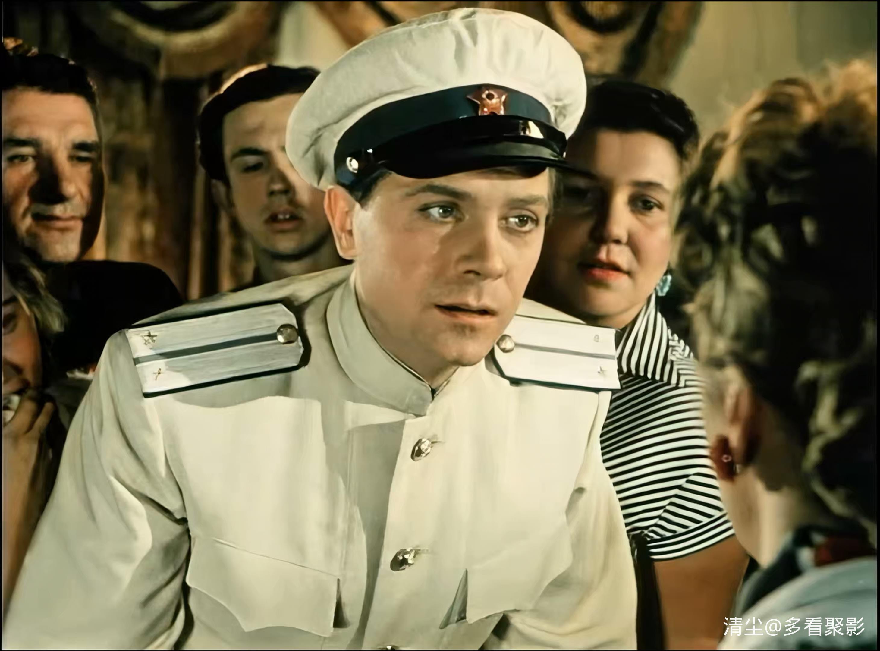 1956 百货商店的秘密 За витриной универмага.mkv_20260430_141221.825.jpg