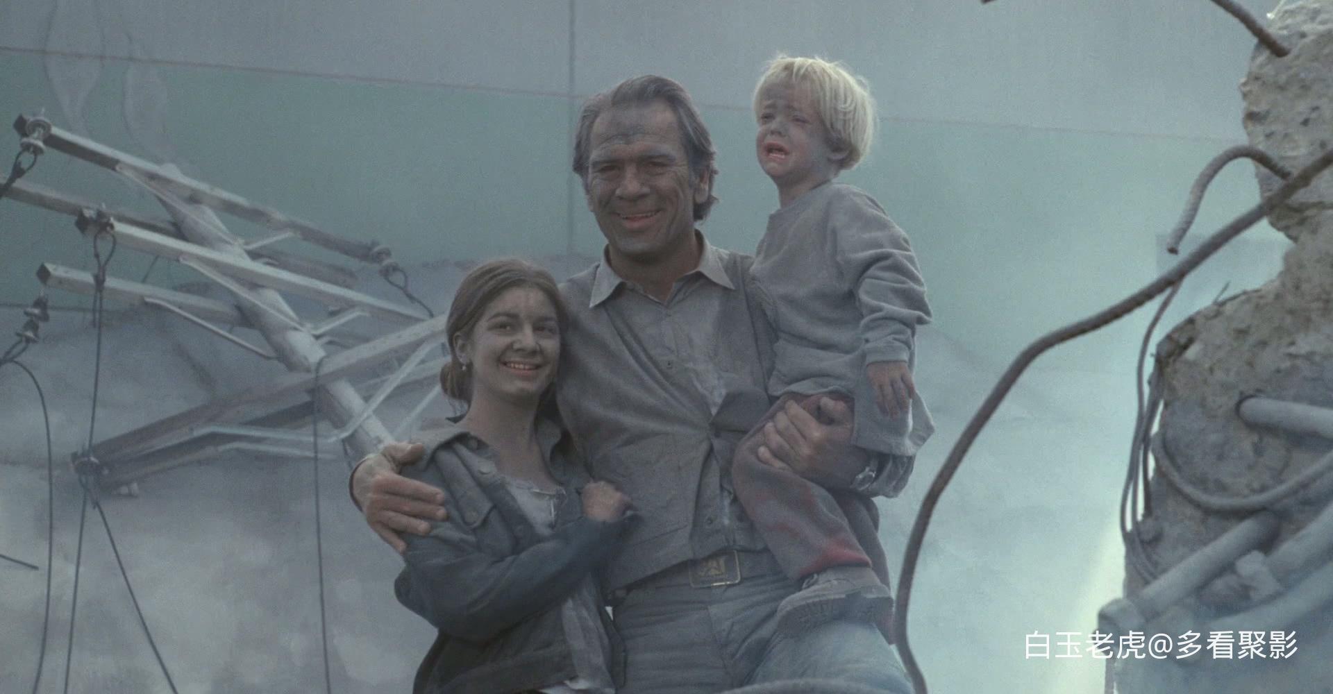 Volcano.1997.1080p.BluRay.x264.DTS.2Audio-SONYHD-bylh.mkv_20260502_095608.828.jpg