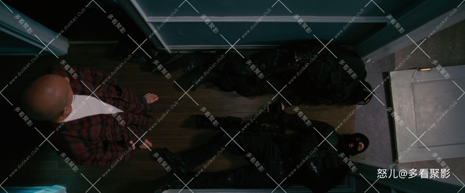 赤焰战场.Red.2010.BluRay.1080p.x265.HEVC.10bit AC3.2audio特效字幕.mkv_20260508_1.jpg