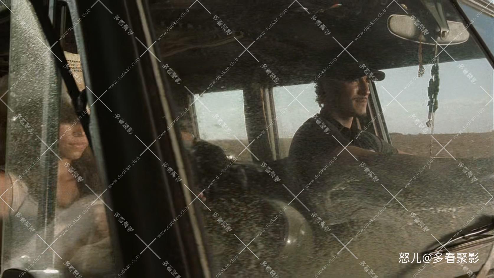 德州电锯杀人狂.The.Texas.Chainsaw.Massacre.2003.UNRATED.1080p.BluRay.x265-RARBG..jpg
