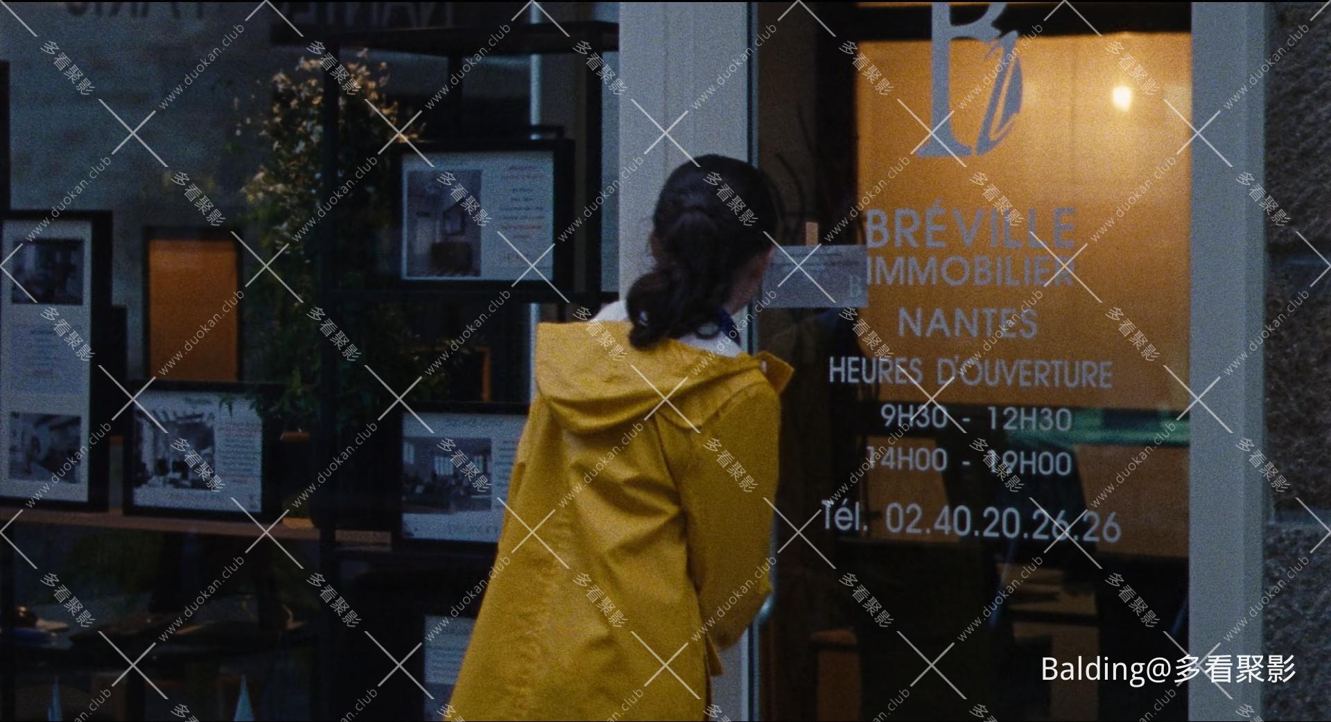 Petite.Solange.2021.CAN.BluRay.1080p.10bit.x265.AAC5.1-Balding-0005.jpg