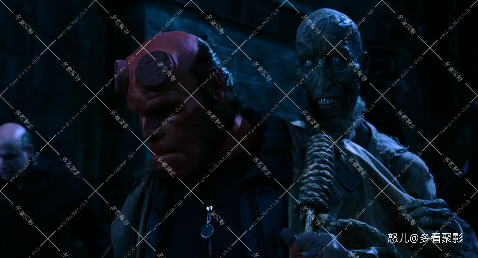 地狱男爵.Hellboy.2004.DC.REMASTERED.1080p.BluRay.x265.2audio-RARBG特效字幕 (1).m.jpg