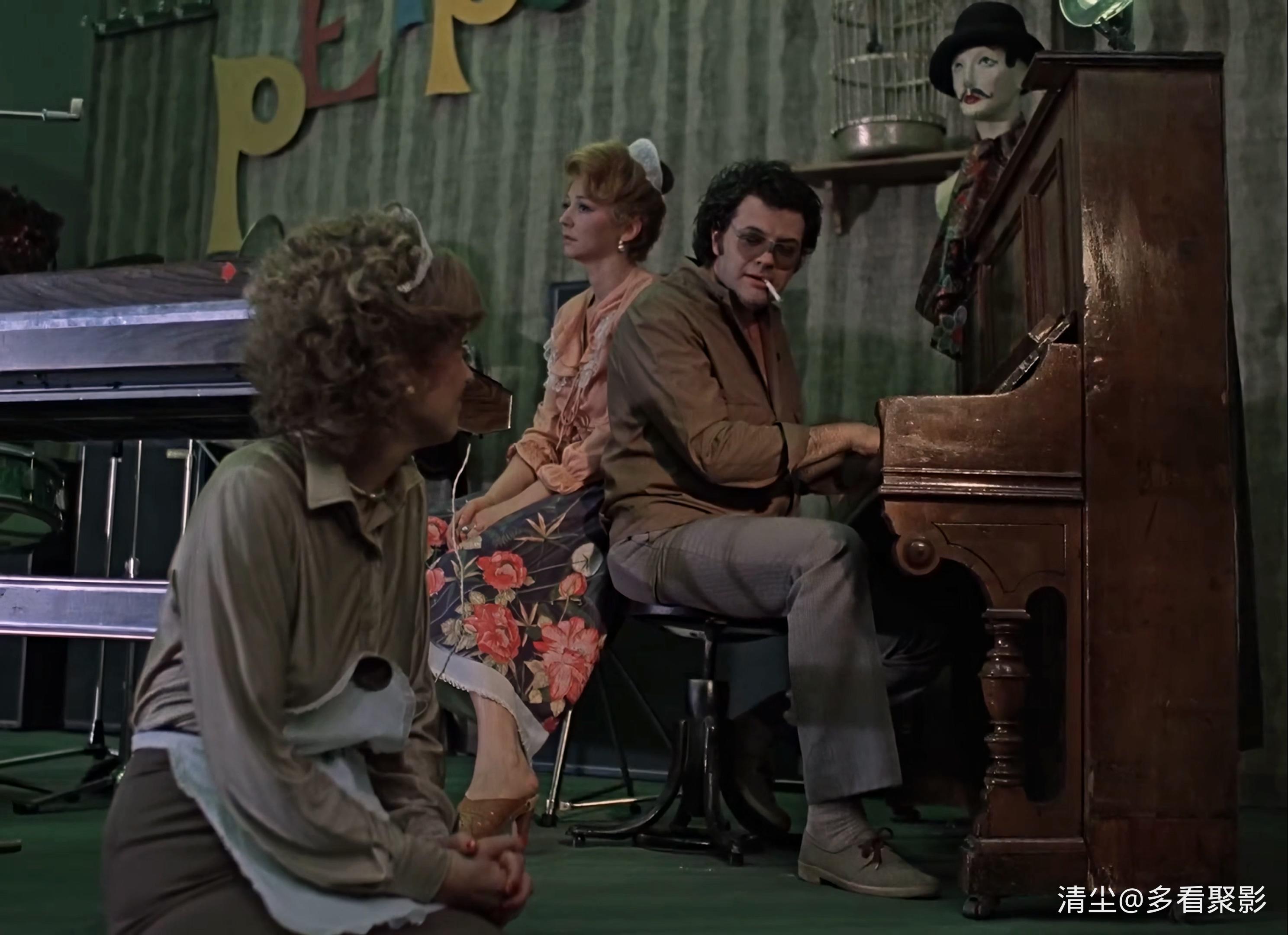 1983 两个人的车站 4K.mkv_20260528_140643.838.jpg