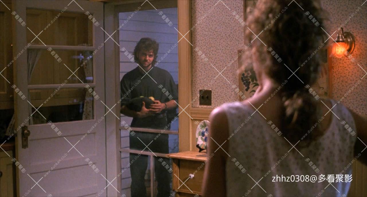 与敌同眠.Sleeping.With.The.Enemy.1991.BluRay.720p.x264.AC3.2Audios-CMCT.mkv_2026.jpg