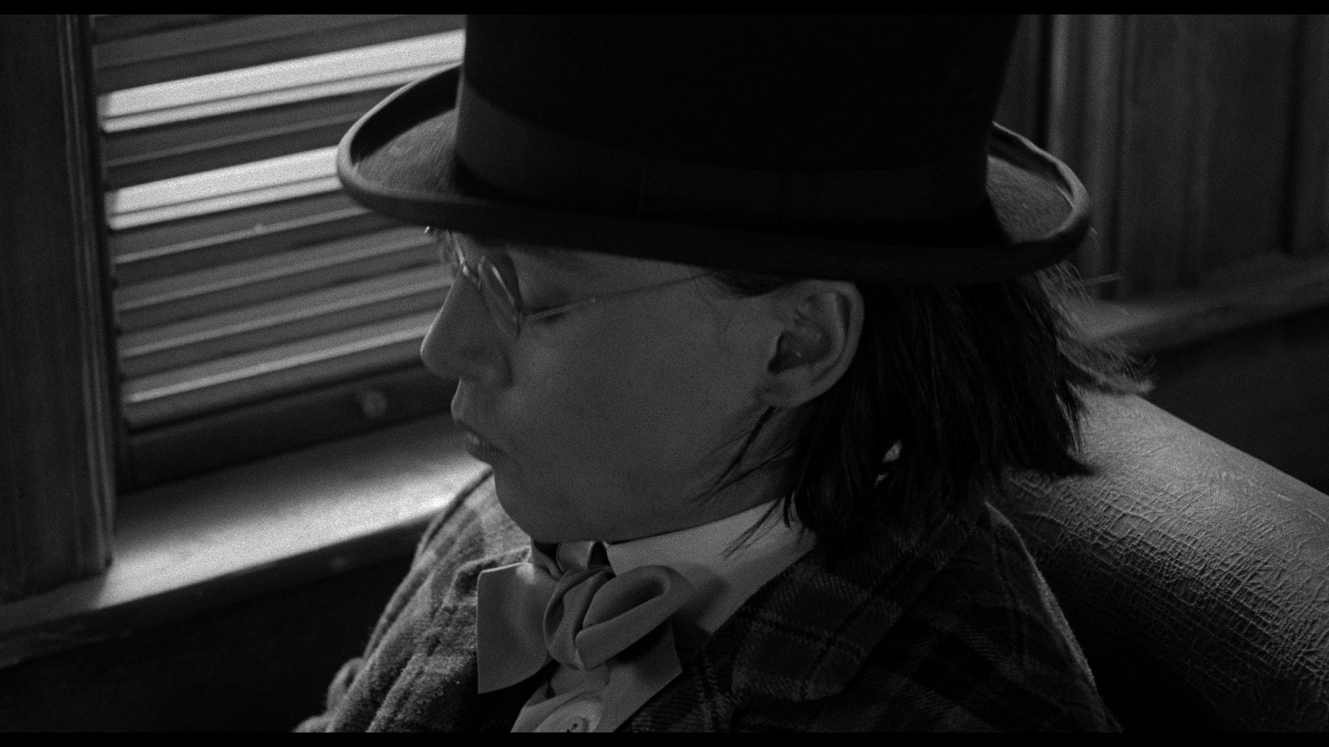 离魂异客 (1995) [tmdb=922].mkv_000338.427.png