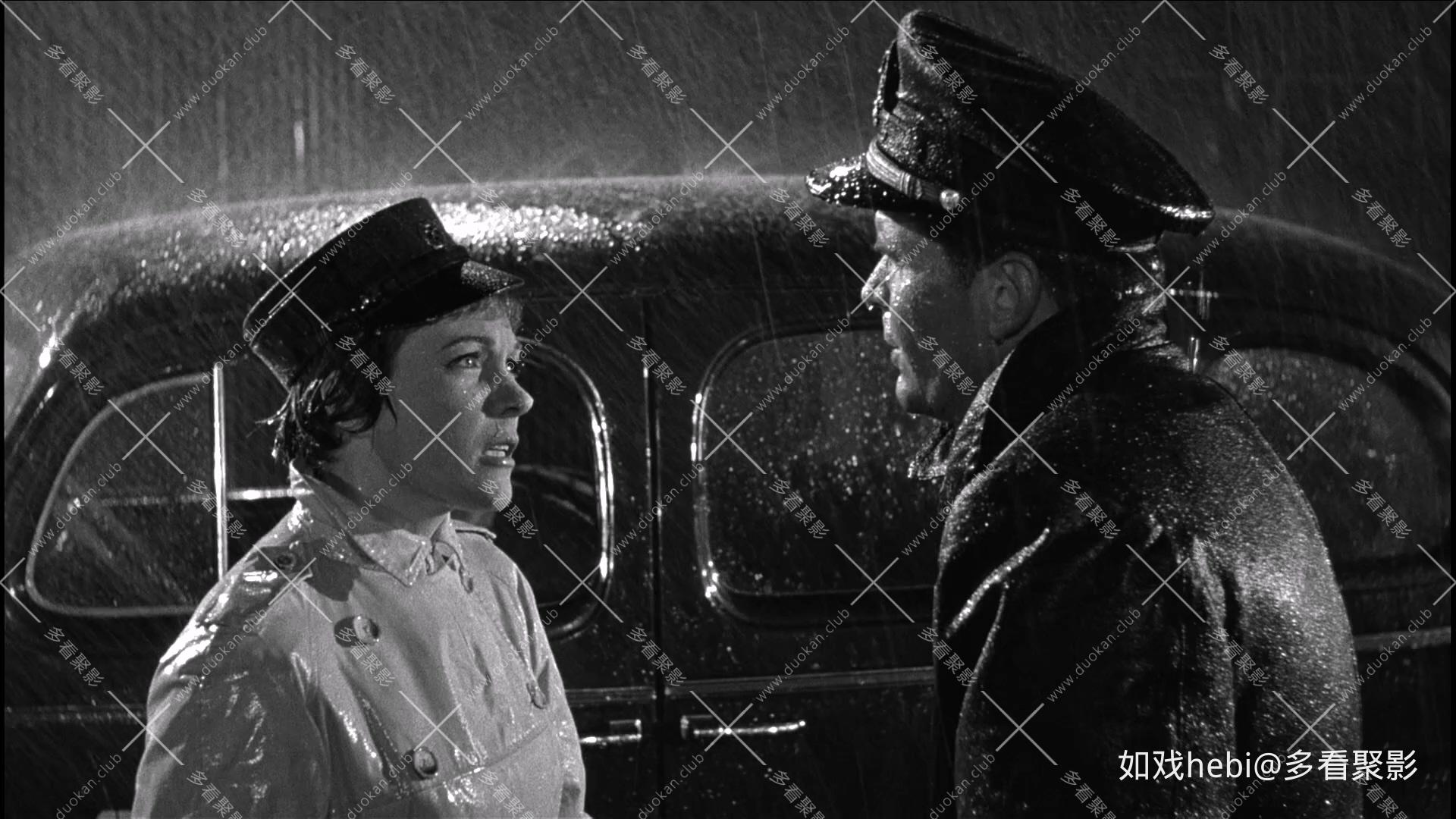 艾米丽的美国化 The Americanization of Emily (1964).mkv_20260602_221914.518.jpg