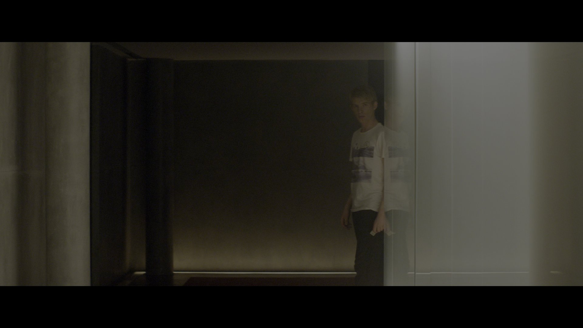 机械姬 (2015) [tmdb=264660].mkv_002031.772.png