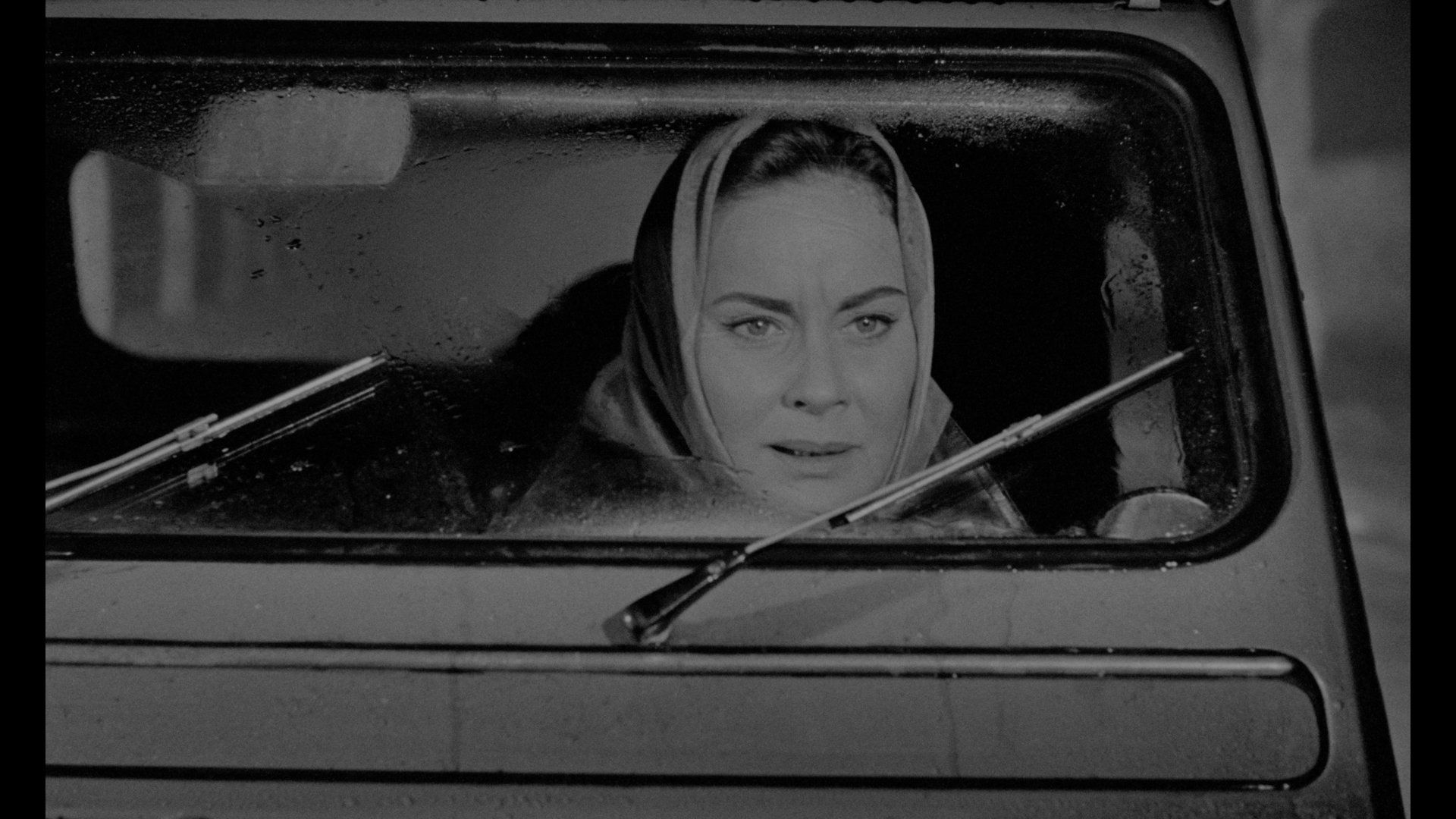 没有面孔的眼睛 (1960) [tmdb=31417].mkv_000228.792.png