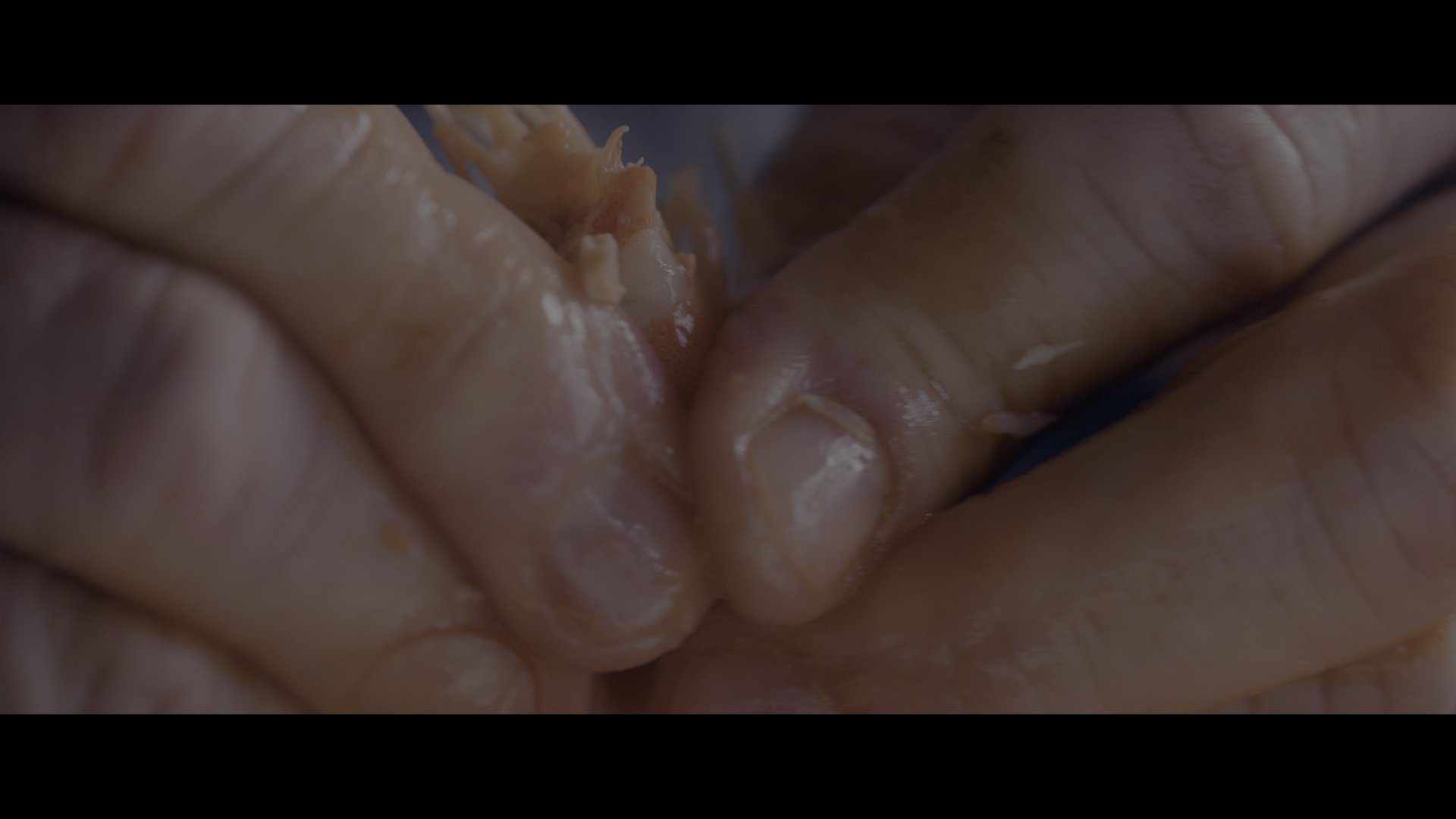 某种物质 (2024) [tmdb=933260] - Hybrid美版&amp;意版.mkv_000807.404.png
