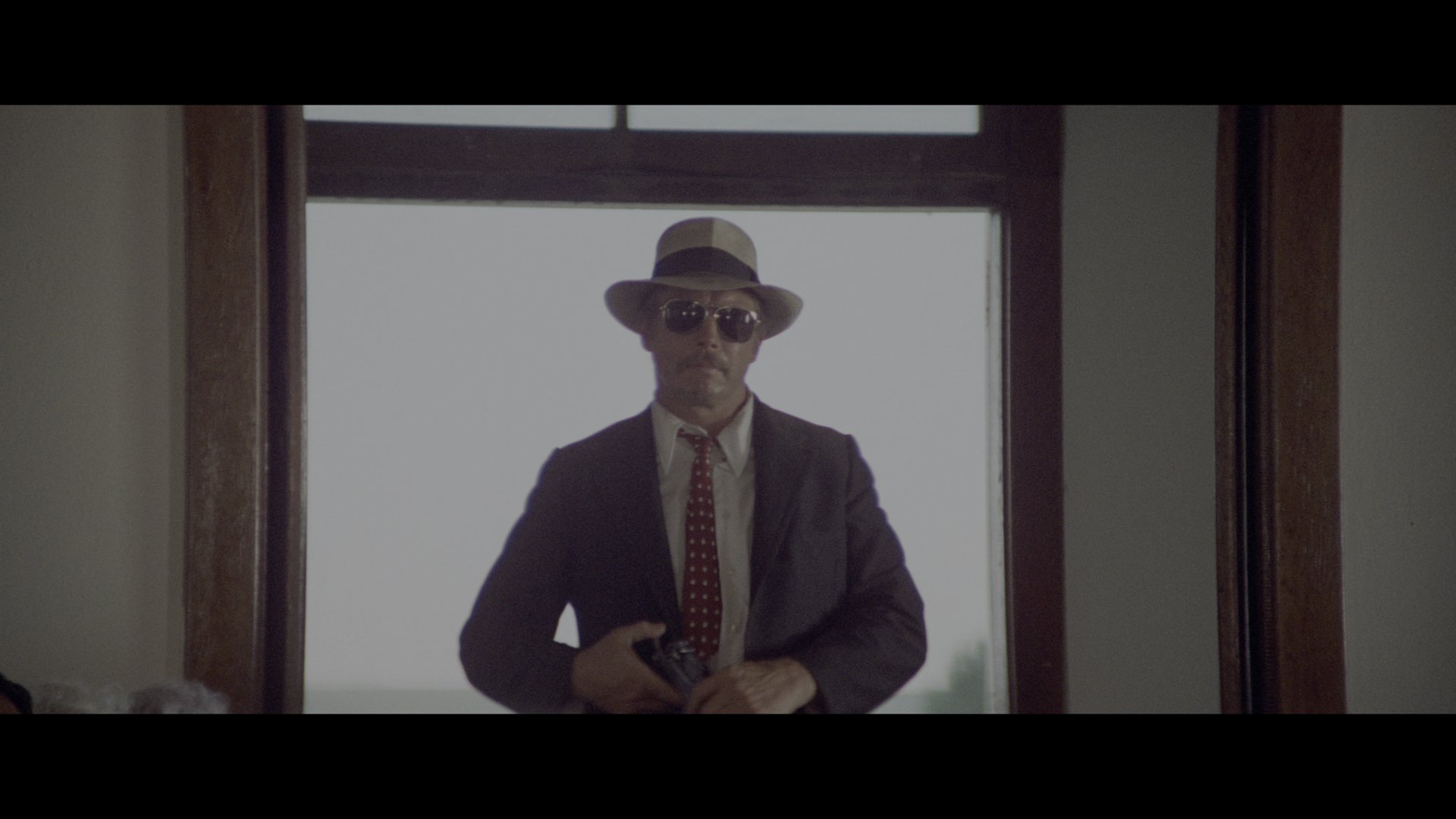 霹雳炮与飞毛腿 (1974) [tmdb=8348].mkv_000631.016.png