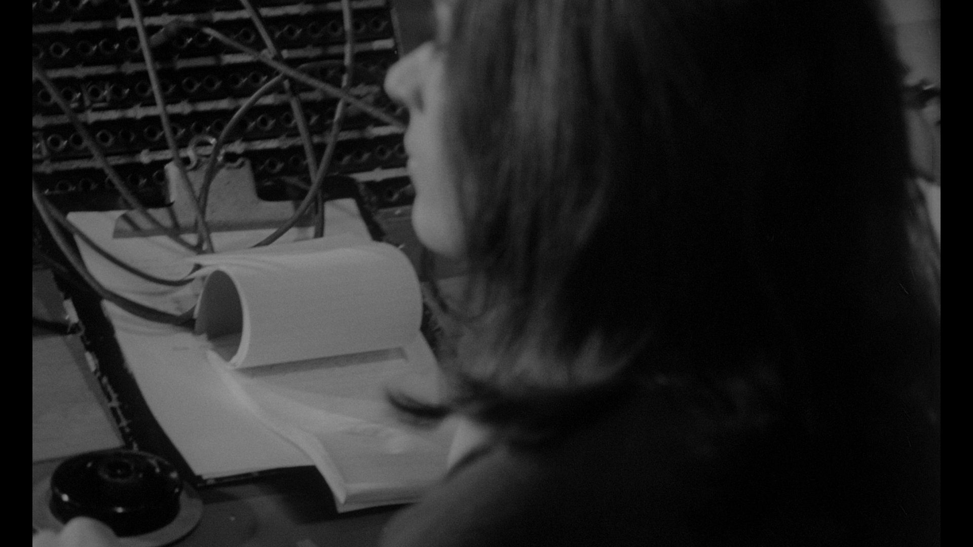 亲爱的 (1965) [tmdb=24134].mkv_000517.875.png