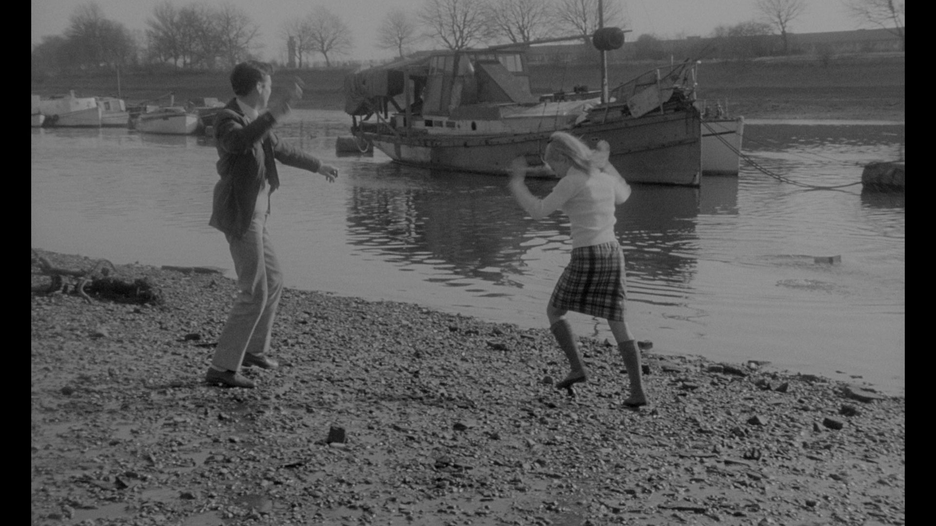 亲爱的 (1965) [tmdb=24134].mkv_000723.292.png