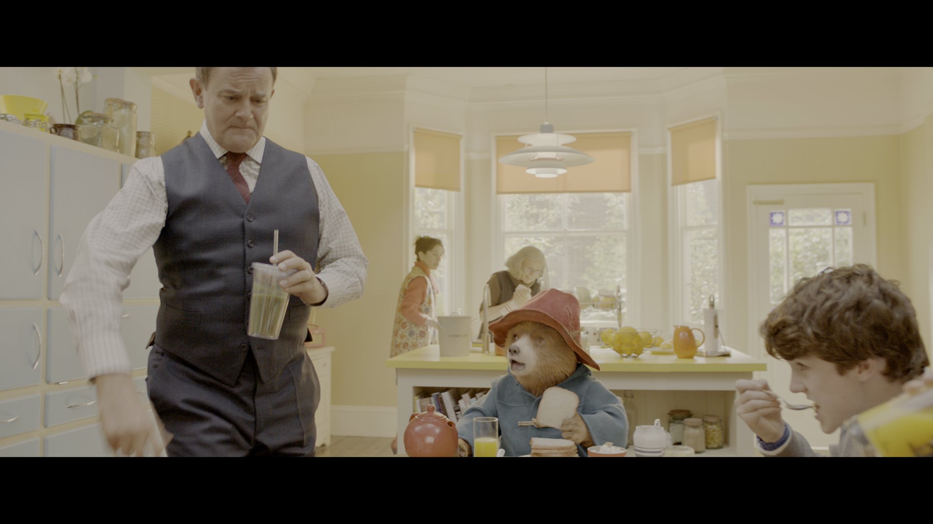 帕丁顿熊2 (2017).mkv_000334.144.png