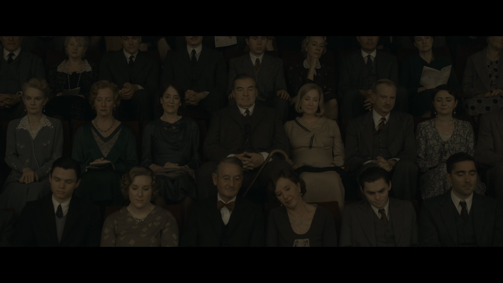 唐顿庄园3 (2025) [tmdb=1289936].mkv_000242.468.png