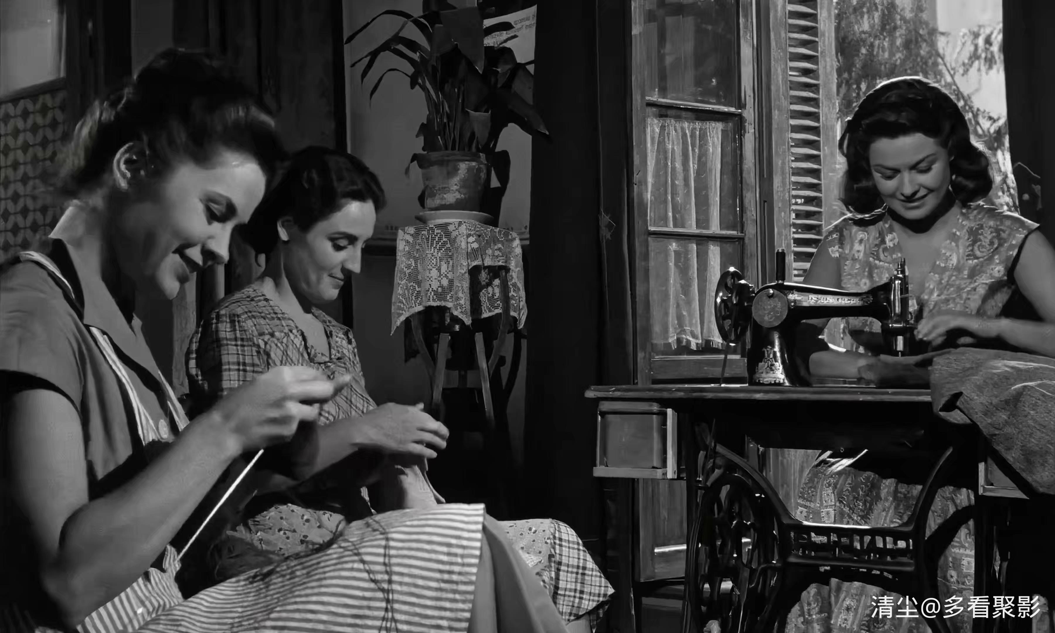 1957 影子部队 El batallón de las sombras.mkv_20260615_131359.154.jpg