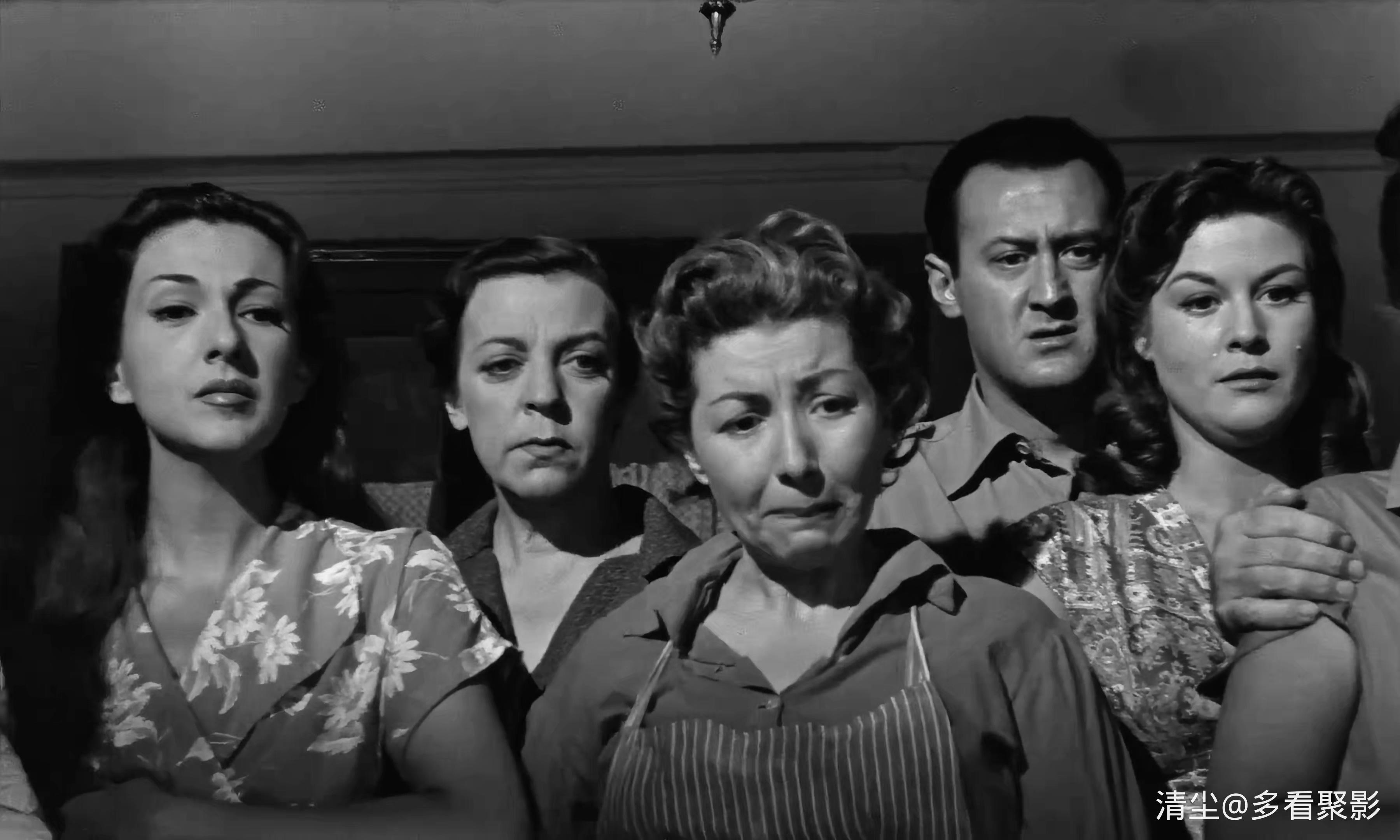 1957 影子部队 El batallón de las sombras.mkv_20260615_131424.773.jpg